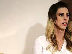 アナル, フェラチオ, 茶髪の, キス, コキ, シーメール, タトゥー