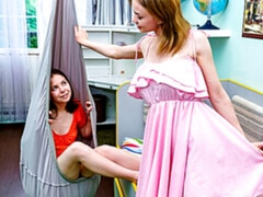 ブロンド, ドレス, 指いじり, レズビアン, なめる, オマンコ, ストリッピング, オッパイの