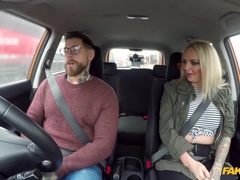 Kont, Zwart, Pijpbeurt, Auto, Lul, Europees, Kort haar, Tatoeage