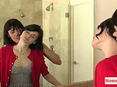 Постарше, Семяизвержение, Гибкие, Волосатые, Мастурбация, Зрелые, Мачеха, Втроем