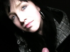 Blasen, Braunhaarige, Hundestellung, Aufs gesicht abspritzen, Hd, Natürlichen titten