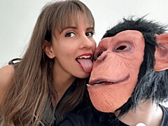 18 jaar, Grote kont, Grote lul, Pijpbeurt, Bruinharig, Hondjeshouding, Natuurlijke tieten, Tiener