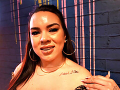 Большая жопа, Минет, Брюнетки, Ласковые ручки, Киски, Тату