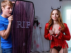 18 jaar, Grote lul, Grote mammen, Hondjeshouding, Gezichtspunt, Roodharige vrouw, Mager, Tiener