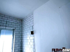 Noire, Tir de sperme, Queue, Famille, Branlette thaïlandaise, Interracial, Lingerie, Réalité