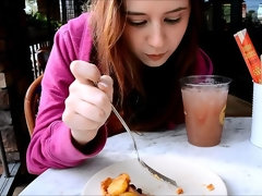 Танцы, Экстремальный секс, Фистинг, Большие дырки, Мастурбация, Оргазм, Сквиртинг, Под юбкой