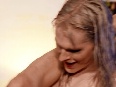 Bikini, Bisexual, Fetiche, Besar, Piscina, Transexual, Tetas, Mojado