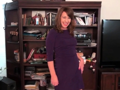 Brunette brune, Hd, Lingerie, Masturbation, Mature, Mamelons, Nylon, Culottes ou slips