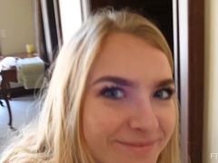 En gros plan de très près, Robe, Extrême, Talons, Orgasme, Solo, Gicler, Jouets