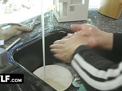 Grosse titten, Blasen, Hundestellung, Handjob, Hardcore, Hd, Milf, Flotter dreier