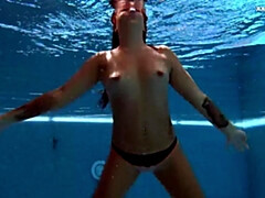 Perfect ladylove - puzan bruhova scene - Underwater Show