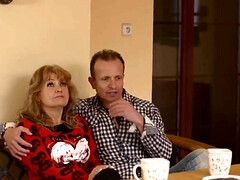 18 jahre, Geschnappt, Papi, Frau frau mann, Hd, Lecken, Jungendliche (18+), Flotter dreier