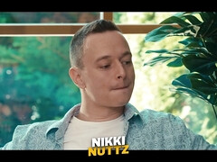 Grosse titten, Blondine, Domination, Fetisch, Hausmädchen, Schreiend, Titten, Uniform