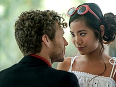 Asiatique, Cul, Brunette brune, En levrette, Branlette thaïlandaise, Interracial, Embrassement, Adolescente