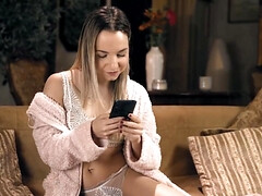 18 años, Chica, Rubia, Penetracion con dedos, Sexo duro, Lesbiana, Estrella porno, Adolescente