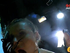 In den arsch, Grosser arsch, Blasen, Viele männer bespritzen eine frau, Reif, Milf, Stiefmutter, Ablutschen