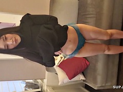 Amateur, Sucer une bite, Tromperie, Cocu, Tir de sperme, Adolescente, Nénés, Épouse