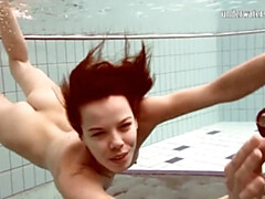 Bruinharig, Vrouw, Fetisj, Hd, Natuurlijke tieten, Biljart, Russisch, Tiener