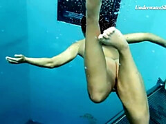 お尻, 美女, フェティッシュ, アウトドア, ロシア人, 一人, ティーン, 締まりの良い