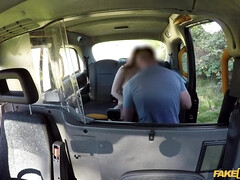 Américain, Grosse bite, Sucer une bite, Voiture, Gorge profonde, Rousse roux