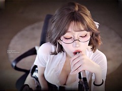 Enthousiasteling, Aziatisch, Grote mammen, Pijpbeurt, Handbeurt, Masseren, Masturbatie, Tieten likken