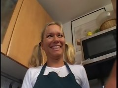 Любители, Жопа, Блондинки, Минет, Домашнее видео, Натуральные сиськи, Польки, Киски