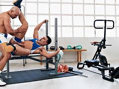 Homosexuelle, Gym, Hd, Fille latino, Muscle