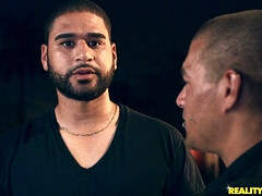 Américain, Face assise, Partouze, De plein air, Rasée, Fessée, Tatouage, Plan cul à trois