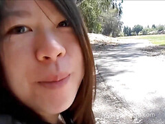 20yr senior japanese girlfriend sucking weenie in the park