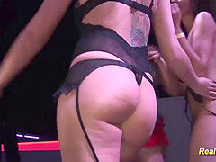 Amateur, Anal, Bukkaké, Faciale, Souple, Partouze, Allemand, Adolescente