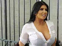 Gehörnter ehemann, Ehemann, Milf, Rasiert, Uniform