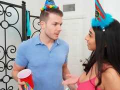 Grote mammen, Pijpbeurt, Bruinharig, Sperma shot, Handbeurt, Latijnse vrouw, Likken, Tiener