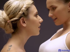 Tetas grandes, Lesbiana, Masaje, Tetas naturales, Tetas, Juguetes, Vibrador, Mojado