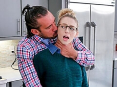 Grosser arsch, Schwarz, Blondine, Hundestellung, Doppelpenetration, Interrassisch, Rasiert, Flotter dreier