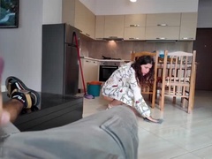 Cul, Sucer une bite, Brunette brune, Conversation vulgaire, Poilue, Nue  à poil, Fils, Tabou