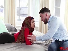Arabisch, Grosser arsch, Grosse titten, Blasen, Braunhaarige, Schreiend, Jungendliche (18+), Jungfrau