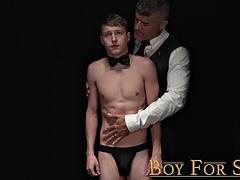 舐める尻, デカチン, ブロンド, フェラチオ, 指いじり, ゲイ, 筋肉, タトゥー