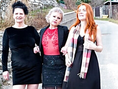 Enthousiasteling, Grote kont, Grote mammen, Pijpbeurt, Huisgemaakt, Rijpe lesbienne, Moeder die ik wil neuken, Trio