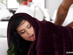 お尻, デカチン, 黒人, フェラチオ, ハードコア, 異人種間, オッパイの, 濡れ