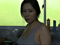 アジア人, デカパイ, 中出し, イく瞬間, 手コキする, 熟年, 淫乱熟女, オッパイの