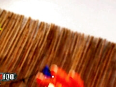 Grote kont, Brits, Rondborstig, Fetisj, Eten, Natuurlijke tieten, Orgasme, Pornster