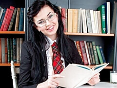 Любители, Большая жопа, Большие сиськи, Брюнетки, Пальцем, Милф, Соло, Стриптизерша