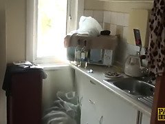 Grosser schwanz, Grosse titten, Blasen, Britisch, Besamung, Hd, Milf, Realität