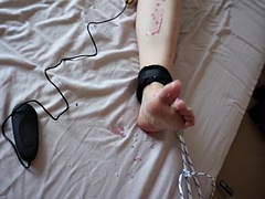 Bondage discipline sadomasochisme, Gebondenheid, Brits, Bedriegen, Rijpe lesbienne, Slet, Tieten likken, Vrouw