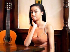 Culo, Tetas grandes, Morena, Penetracion con dedos, Bragas, Flaco, Estriptis, Adolescente