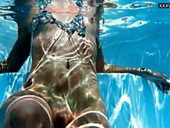 お尻, 大学生, 女, 小柄, プール, 公共, オマンコ, オッパイの