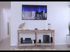 In den arsch, Grosser arsch, Geschnappt, Hd, Massage, Mutti, Stiefmutter