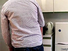ぽっちゃり, デカパイ, ブロンド, 巨乳な, デブ, Hd, キッチン, タトゥー
