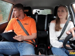 Chica, Verga grande, Coche, Garganta profunda, Europeo, Sexo duro, Realidad, Tetas