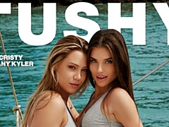 In den arsch, Grosser arsch, Grosser schwanz, Hundestellung, Flotter vierer, Natürlichen titten, Jungendliche (18+), Titten